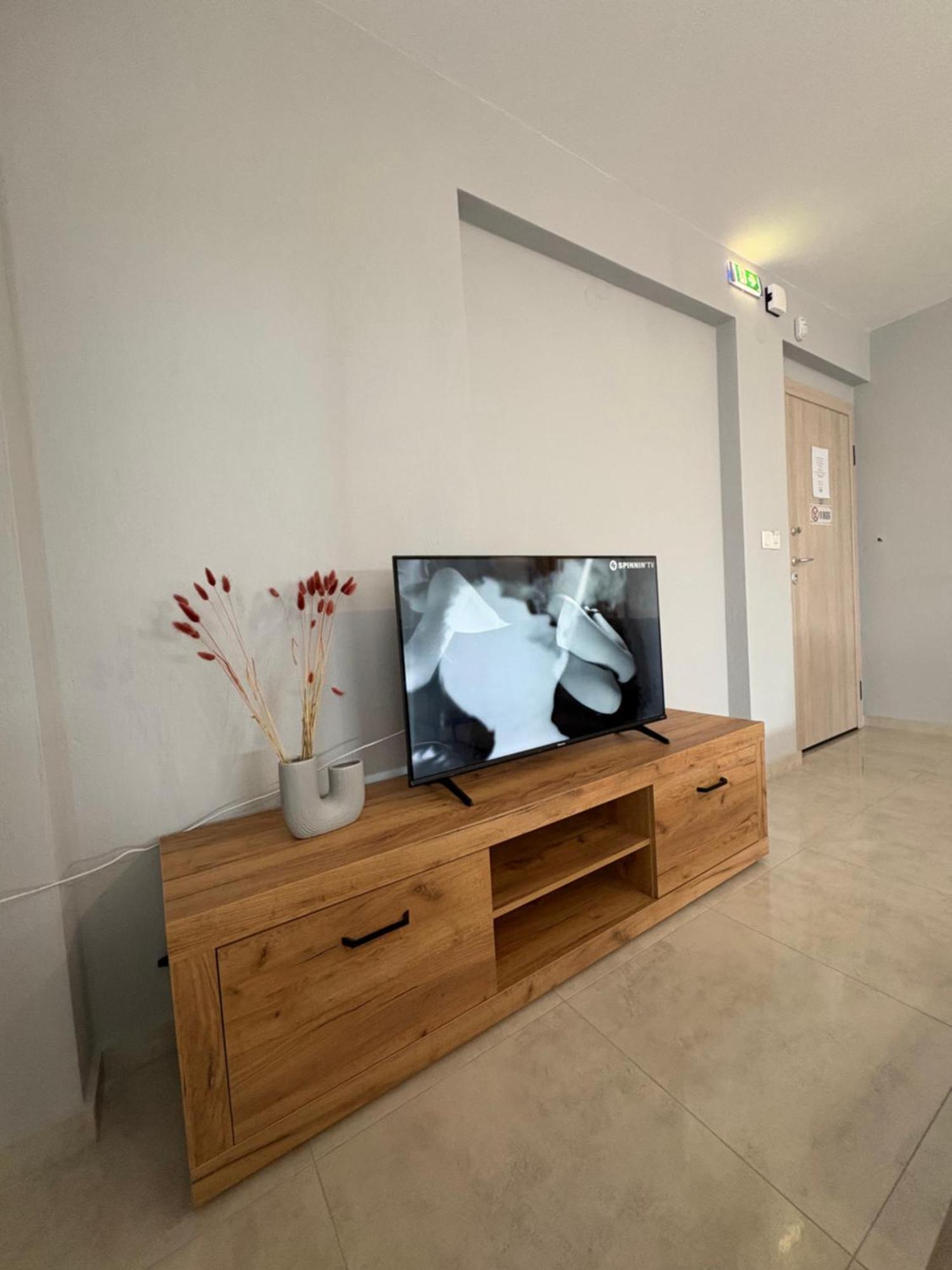 Elinor Apartments Флогіта Екстер'єр фото